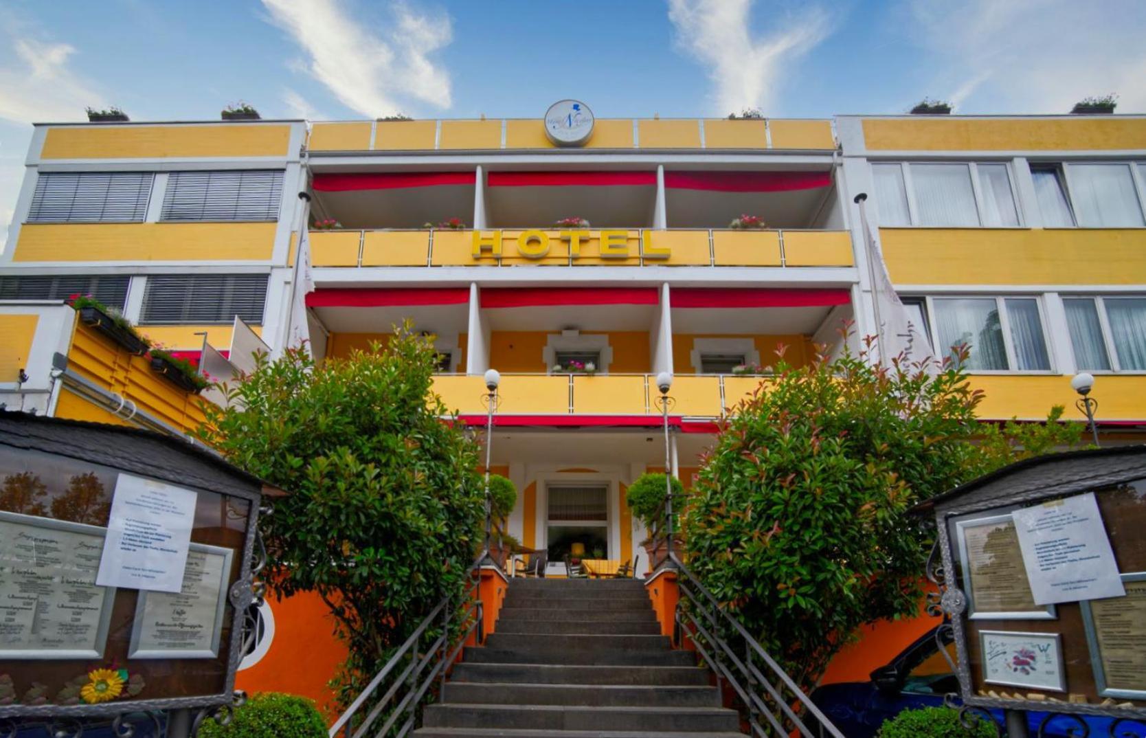 Vegan Hotel Und Restaurants Nicolay 1881 Zeltingen-Rachtig Exterior foto